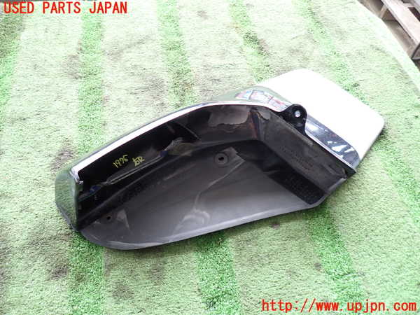 5UPJ-19751454]ハイラックスサーフ(RZN185W)右リアマッドガード(泥除け) 中古_m0002.jpg