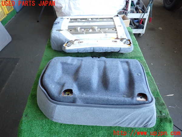 5UPJ-19757435]ハイラックスサーフ(RZN185W)左リアシート 中古_m0003.jpg