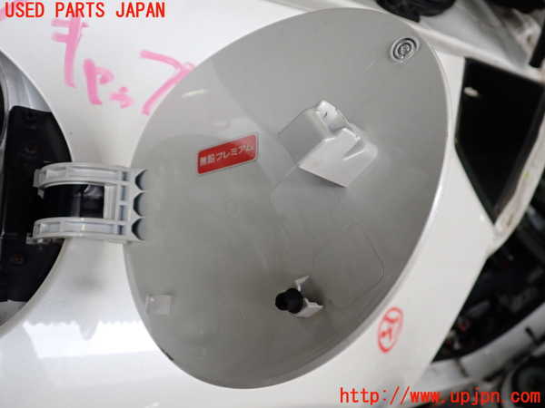 5UPJ-19771690]フェアレディZ(Z34)フューエルリッド 中古_m0002.jpg