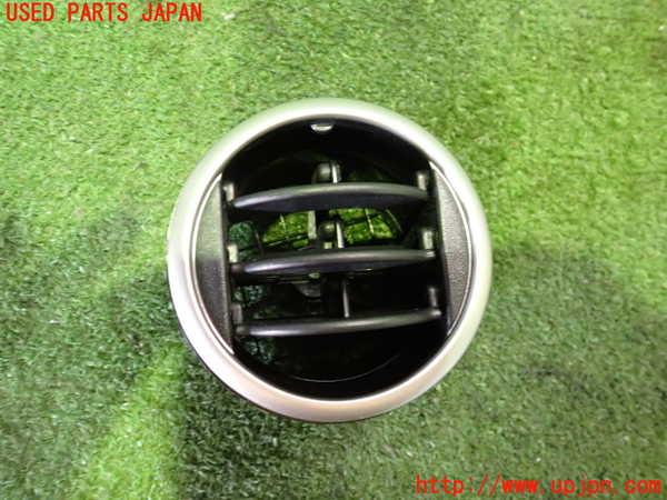 5UPJ-19777527]フェアレディZ(Z34)エアコン吹き出し口2 (右) 中古_m0002.jpg