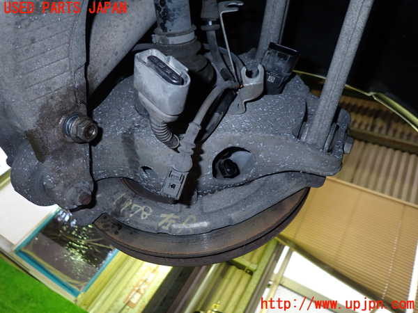 5UPJ-19784305]ポルシェ・パナメーラ S(970M48A)左リアナックルハブ 中古_m0002.jpg