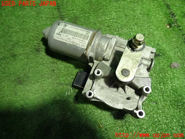 5UPJ-19786770]ポルシェ・パナメーラ S(970M48A)フロントワイパーモーター 中古_m0001.jpg