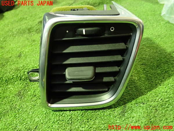 5UPJ-19787526]ポルシェ・パナメーラ S(970M48A)エアコン吹き出し口1 (右) 中古_m0001.jpg