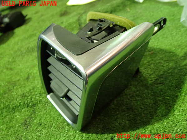 5UPJ-19787526]ポルシェ・パナメーラ S(970M48A)エアコン吹き出し口1 (右) 中古_m0002.jpg