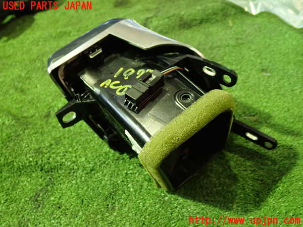 5UPJ-19787526]ポルシェ・パナメーラ S(970M48A)エアコン吹き出し口1 (右) 中古_m0003.jpg