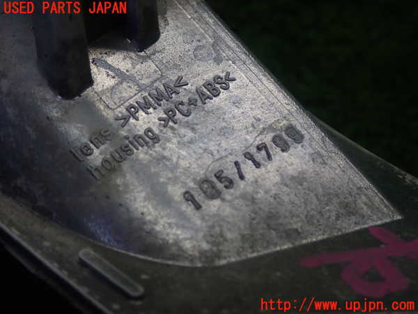5UPJ-19791160]ポルシェ・ボクスター(98725)右ウィンカーレンズ 中古_m0003.jpg