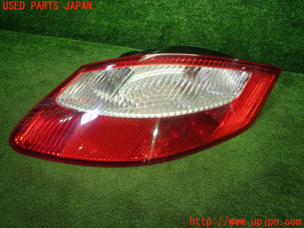 1UPJ-19791530]ポルシェ・ボクスター(98725)右テールランプ ジャンク部品取り_m0001.jpg
