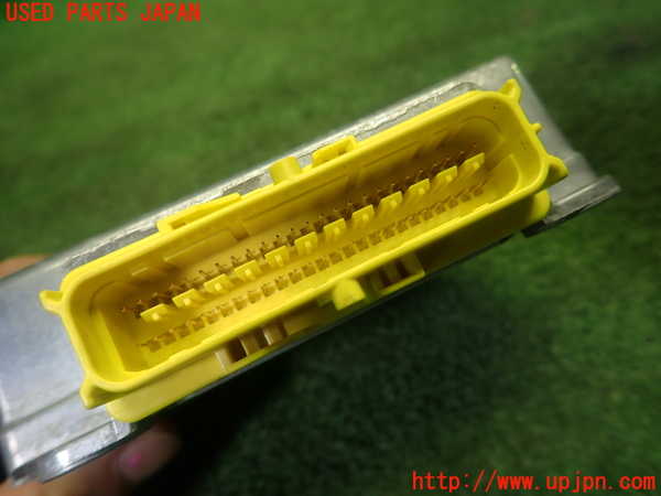 5UPJ-19796145]ポルシェ・ボクスター(98725)エアバッグコンピューター ジャンク部品取り_m0003.jpg