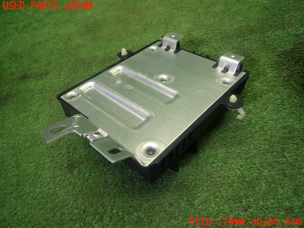 5UPJ-19796147]ポルシェ・ボクスター(98725)コンピューター2 (997 610 105 05) 中古_m0002.jpg
