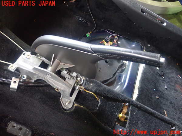 5UPJ-19797550]ポルシェ・ボクスター(98725)サイドブレーキレバー 中古_m0002.jpg