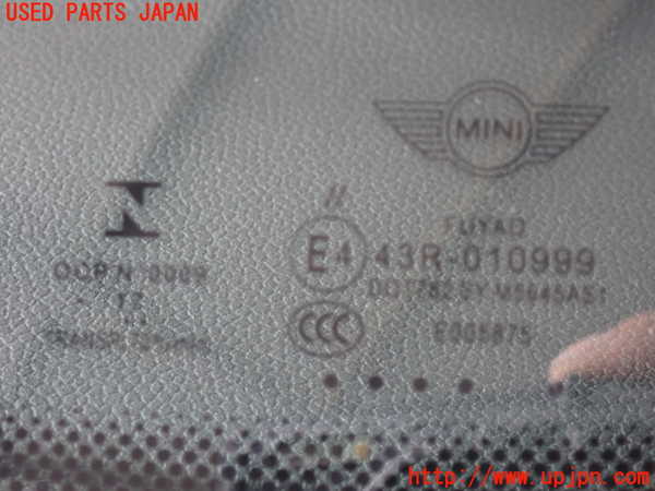5UPJ-19811195]BMW ミニ(MINI)クーパーD(XT15)(F55)フロントガラス 中古(43R-010999 M564)_m0002.jpg