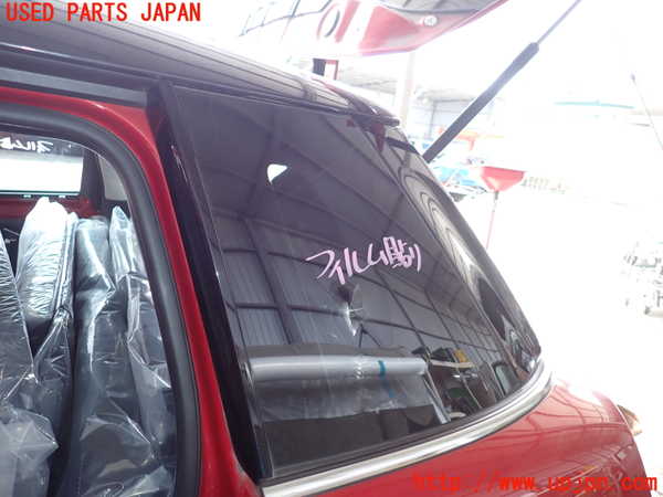 5UPJ-19811382]BMW ミニ(MINI)クーパーD(XT15)(F55)左クォーターガラス 中古(43R-00048 M188)_m0001.jpg