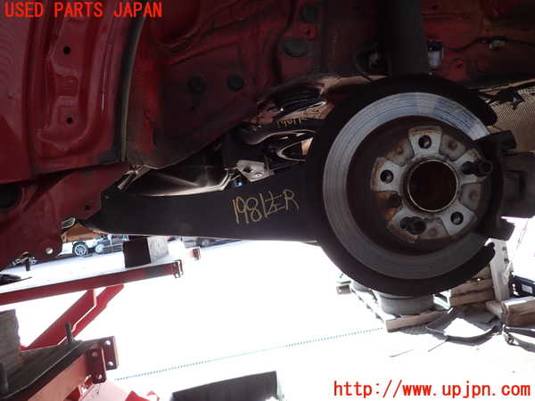 5UPJ-19814305]BMW ミニ(MINI)クーパーD(XT15)(F55)左リアナックルハブ 中古_m0001.jpg