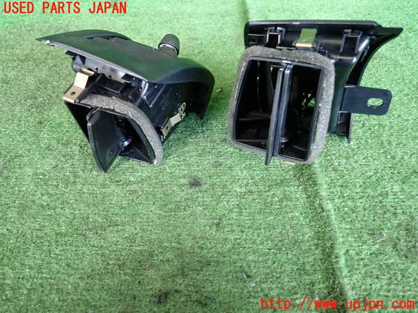 5UPJ-19817528]BMW ミニ(MINI)クーパーD(XT15)(F55)エアコン吹き出し口3 (真中) 中古_m0002.jpg
