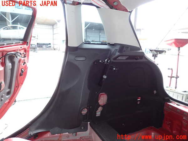 5UPJ-19817675]BMW ミニ(MINI)クーパーD(XT15)(F55)右リアピラートリム 中古_m0001.jpg