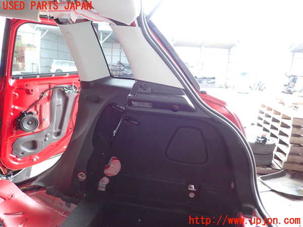 5UPJ-19817675]BMW ミニ(MINI)クーパーD(XT15)(F55)右リアピラートリム 中古_m0002.jpg