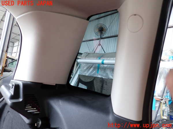 5UPJ-19817680]BMW ミニ(MINI)クーパーD(XT15)(F55)左リアピラートリム 中古_m0003.jpg