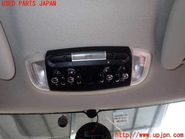 5UPJ-19816411]BMW ミニ(MINI)クーパーD(XT15)(F55)ルームランプ1 (1列目真中天井) 中古_m0001.jpg