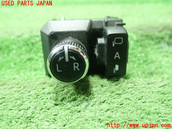 5UPJ-19826280]ノアハイブリッド(ヴォクシーハイブリッド)(ZWR80G)ミラースイッチ 中古_m0001.jpg