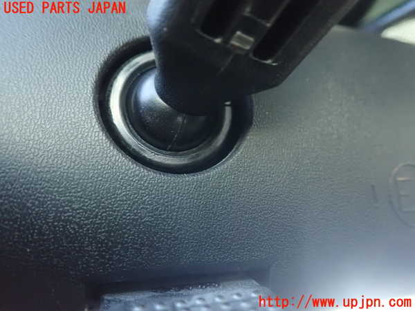 5UPJ-19827615]ノアハイブリッド(ヴォクシーハイブリッド)(ZWR80G)ルームミラー 中古_m0003.jpg