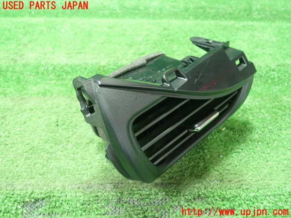 5UPJ-19827528]ノアハイブリッド(ヴォクシーハイブリッド)(ZWR80G)エアコン吹き出し口3 (左) 中古_m0002.jpg