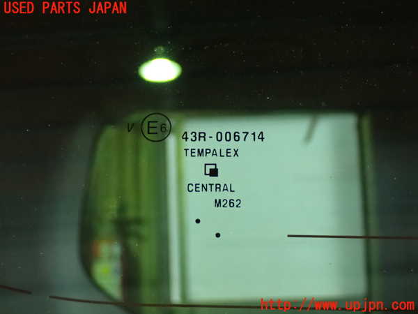 5UPJ-19841380]セレナ(GFC27)右クォーターガラス CENTRAL M262 中古_m0002.jpg