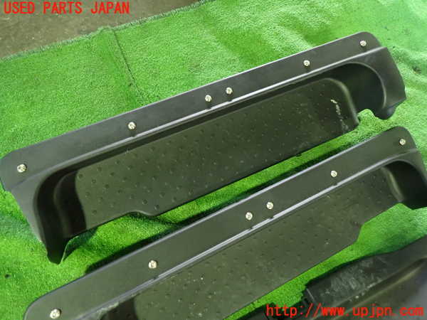 5UPJ-19847740]セレナ(GFC27)スカッフプレート 中古_m0002.jpg