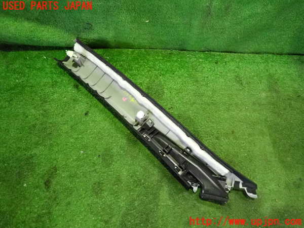 2UPJ-19857655]クラウン ハイブリッド(AZSH20)右フロントピラートリム 中古_m0002.jpg