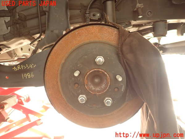 5UPJ-19864305]CX-5(KF2P)左リアナックルハブ 中古_m0001.jpg