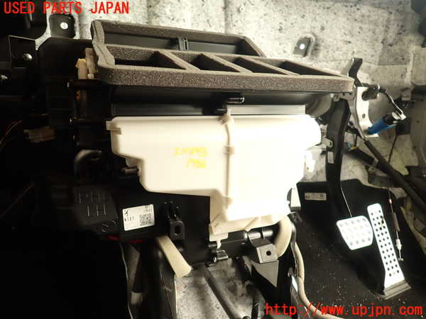 2UPJ-19866081]CX-5(KF2P)エバポレーター1 中古_m0001.jpg