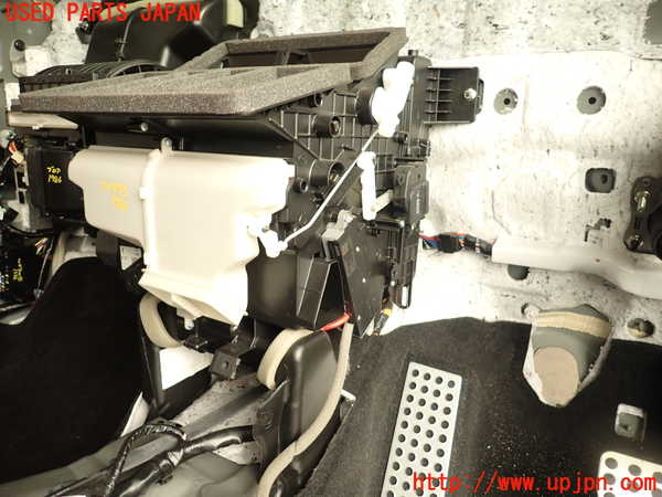2UPJ-19866081]CX-5(KF2P)エバポレーター1 中古_m0002.jpg