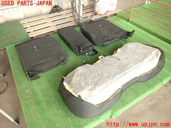 5UPJ-19867385]CX-5(KF2P)リアシート 中古_m0004.jpg
