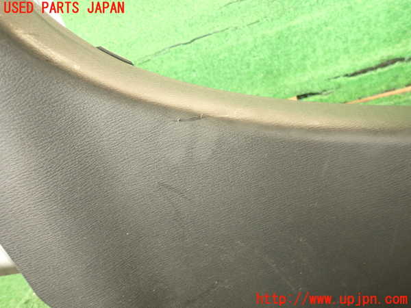 5UPJ-19867665]CX-5(KF2P)右センターピラートリム 中古_m0003.jpg