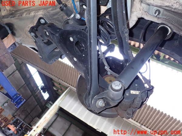 2UPJ-19874300]BMW X1 F48(JG15)右リアナックルハブ 中古 Xシリーズ_m0002.jpg