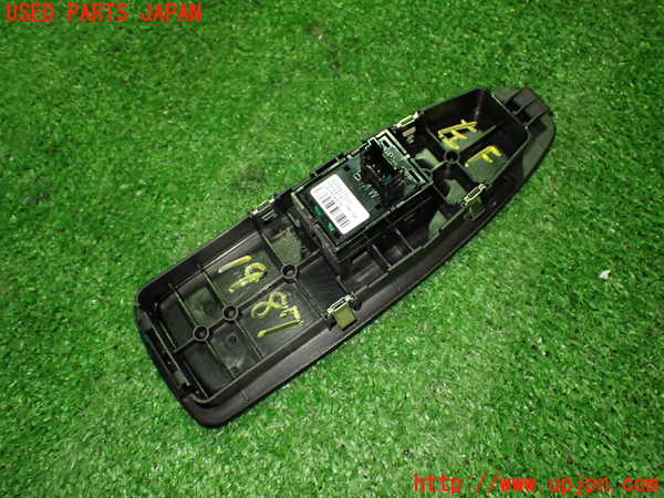 2UPJ-19876245]BMW X1 F48(JG15)左前パワーウィンドウスイッチ 中古 Xシリーズ 9208107-02_m0002.jpg