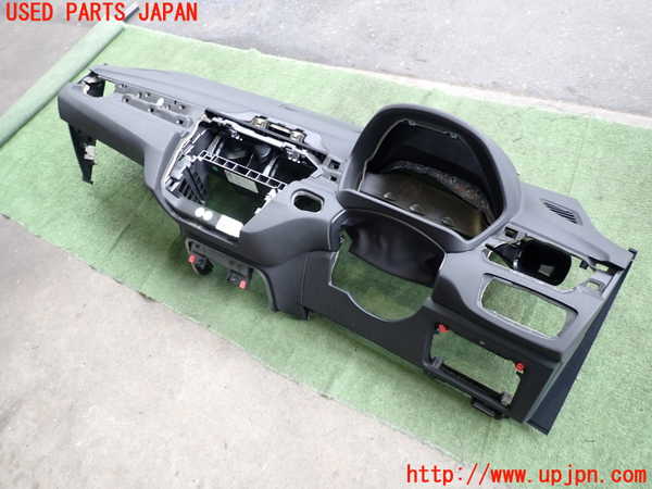 2UPJ-19877505]BMW X1 F48(JG15)ダッシュボード 中古 Xシリーズ_m0001.jpg