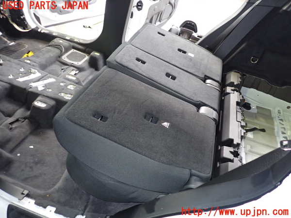 2UPJ-19877385]BMW X1 F48(JG15)リアシート 中古 Xシリーズ_m0004.jpg