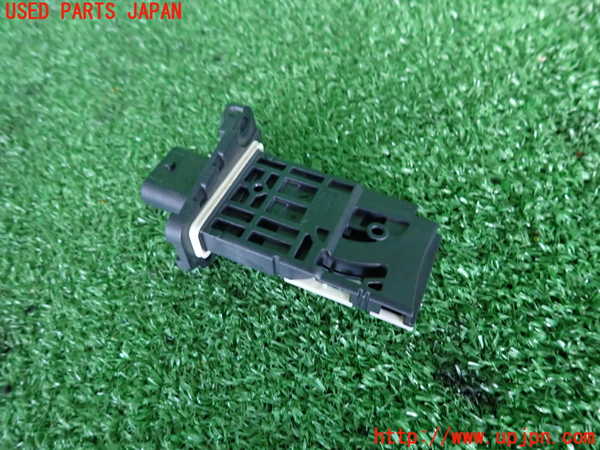 5UPJ-19906320]BMW 320d(8C20)(F30)(LCI)エアマスセンサー エアフロメーター 中古_m0002.jpg