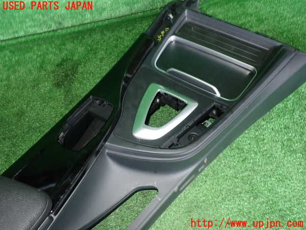 5UPJ-19907540]BMW 320d(8C20)(F30)(LCI)センターコンソール 中古_m0003.jpg