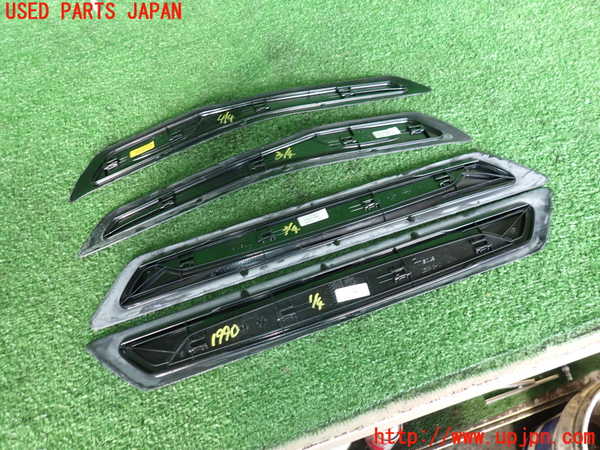 5UPJ-19907740]BMW 320d(8C20)(F30)(LCI)スカッフプレート 中古_m0002.jpg