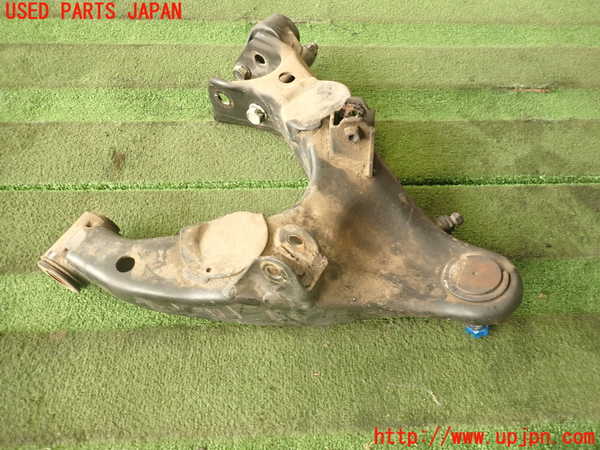 5UPJ-19915186]ランクル100系(UZJ100W)左フロントロアアーム1 中古_m0002.jpg