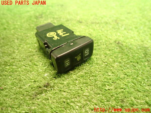 5UPJ-19916311]ランクル100系(UZJ100W)スイッチ6 (助手席シートヒーター) 中古_m0001.jpg