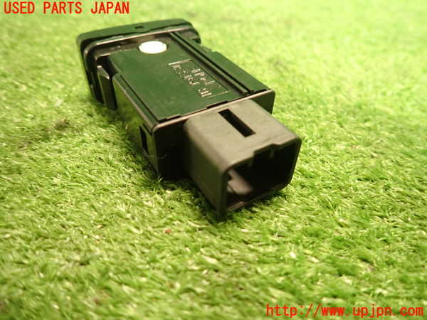 5UPJ-19916311]ランクル100系(UZJ100W)スイッチ6 (助手席シートヒーター) 中古_m0002.jpg