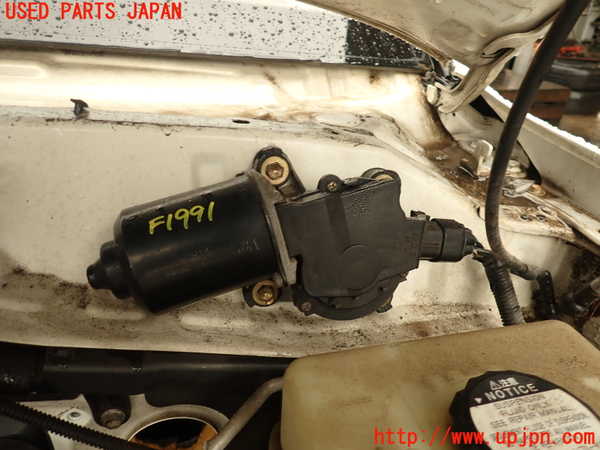 5UPJ-19916770]ランクル100系(UZJ100W)フロントワイパーモーター 中古_m0001.jpg