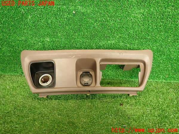 5UPJ-19917692]ランクル100系(UZJ100W)内装トリム類2 中古_m0001.jpg