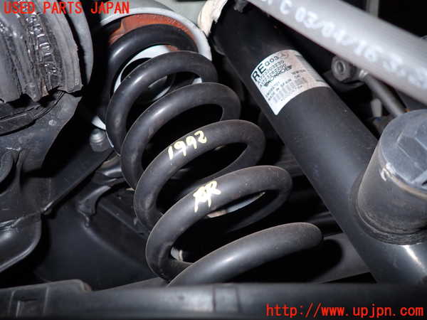 5UPJ-19925100]ベンツ SLC200 R172(172434)右リアスプリング 中古_m0001.jpg