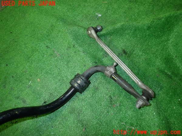 5UPJ-19925440]ベンツ SLC200 R172(172434)フロントスタビライザー 中古_m0002.jpg