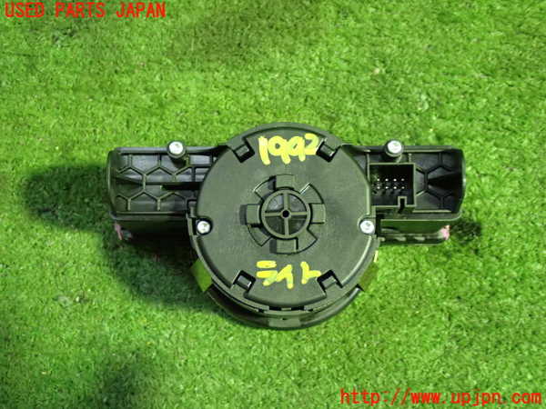 5UPJ-19926285]ベンツ SLC200 R172(172434)ライトスイッチ 中古_m0004.jpg