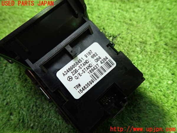 5UPJ-19926308]ベンツ SLC200 R172(172434)スイッチ3（パーキング） 中古_m0004.jpg
