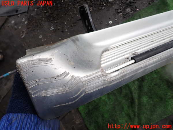 5UPJ-19931390]ハイラックスサーフ(RZN185W)右サイドステップ 【ジャンク】_m0004.jpg